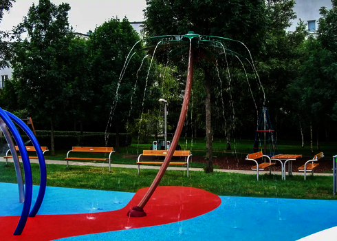 Wasserspielplatz mit Wie-Spray Element "Palme".