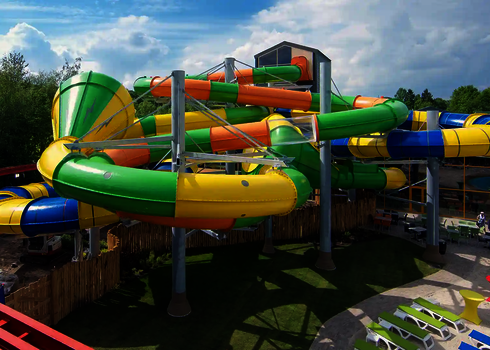 Breite Rutschenanlage mit Crazy Cone Trichter, bunte Röhren verlaufen ineinander verschlungen.