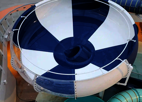 Detailaufnahme der Verbindungsstelle zwischen Rutschtrichter und Röhrenausgang am Body Bowl.